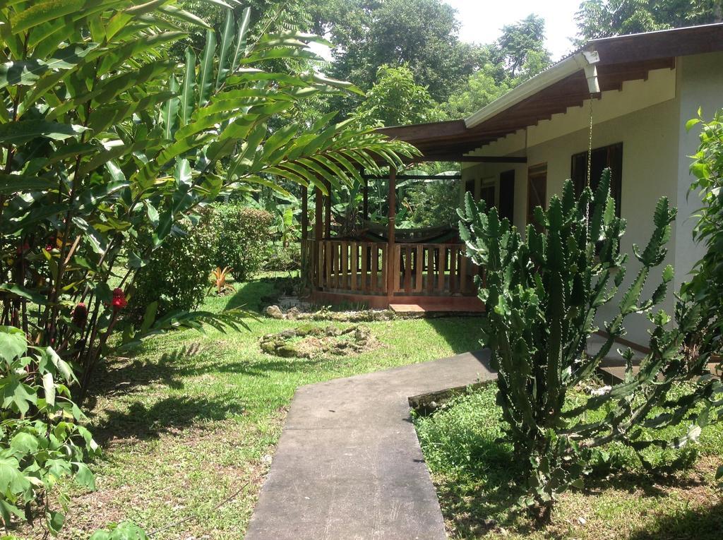 Cabinas Caribe Luna Cahuita Ngoại thất bức ảnh